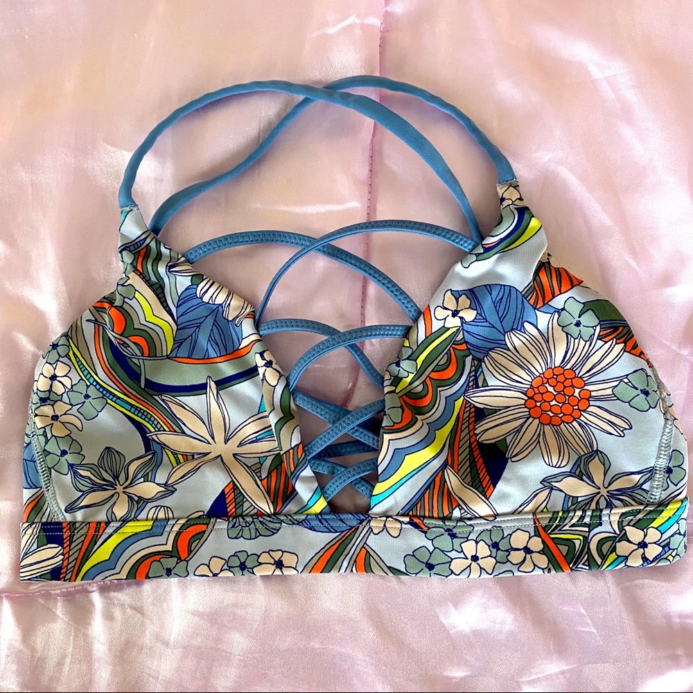 Victoria’s Secret Strappy Sports Bra